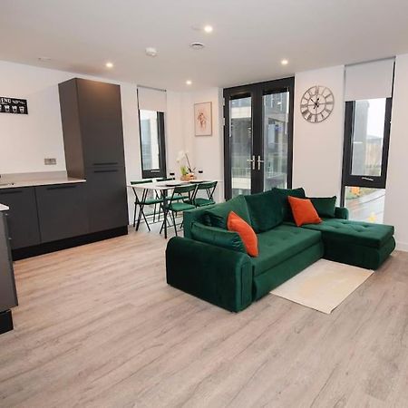 Апартаменти Deluxe 2 Bed York Flat With Gym Sleeps 6 Екстер'єр фото
