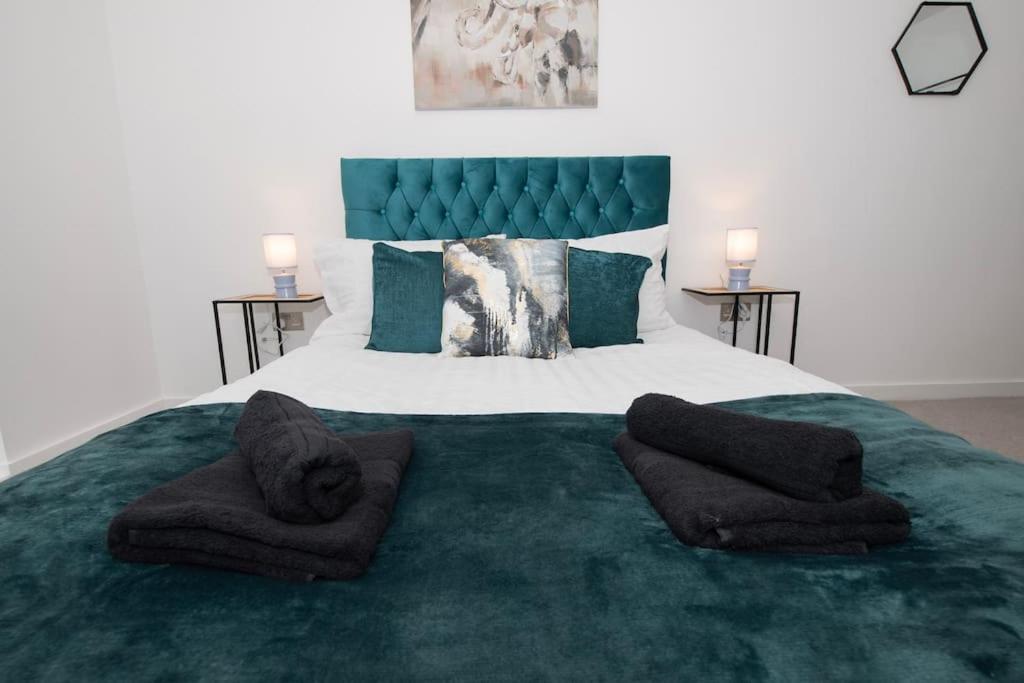 Апартаменти Deluxe 2 Bed York Flat With Gym Sleeps 6 Екстер'єр фото