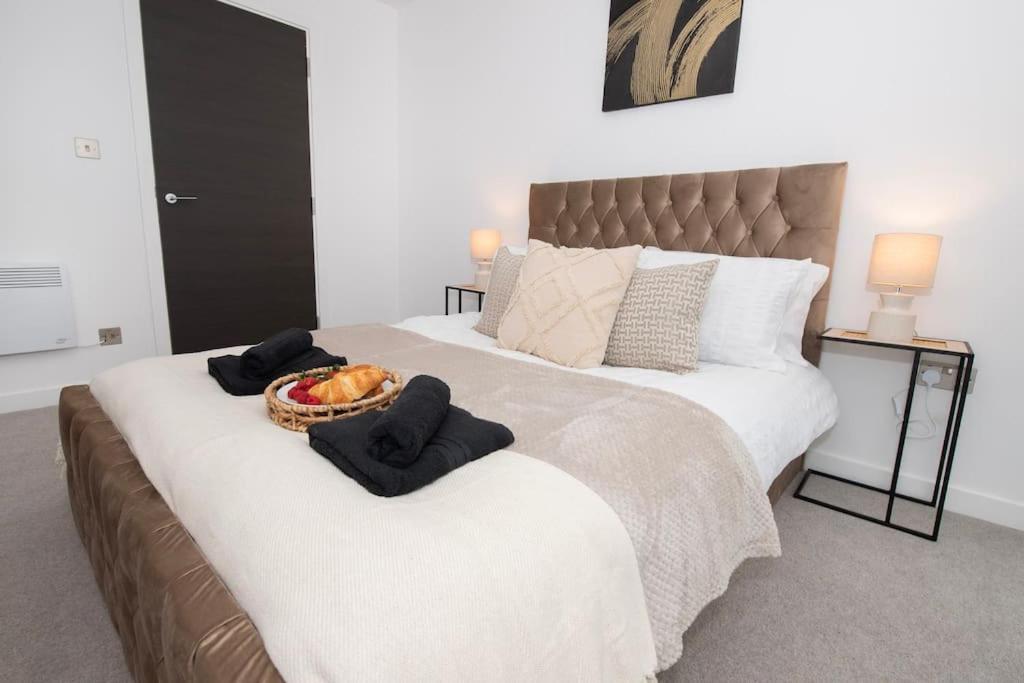 Апартаменти Deluxe 2 Bed York Flat With Gym Sleeps 6 Екстер'єр фото