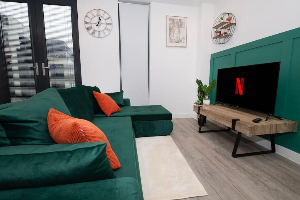 Апартаменти Deluxe 2 Bed York Flat With Gym Sleeps 6 Екстер'єр фото